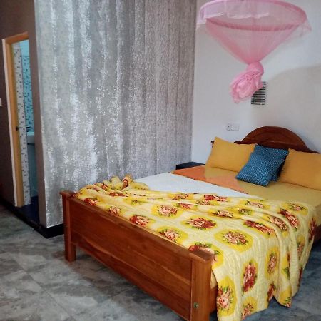 Nimsara Homestay Ella Extérieur photo