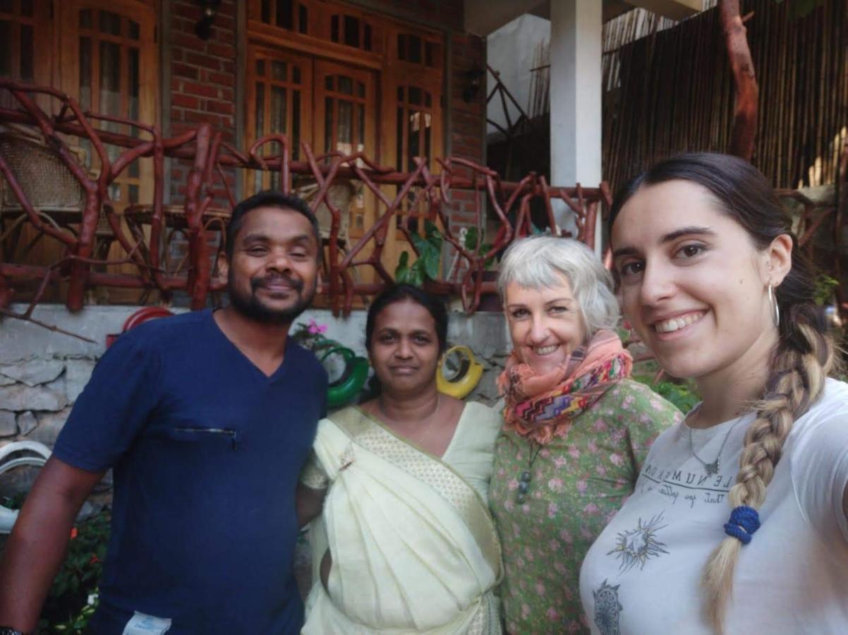 Nimsara Homestay Ella Extérieur photo