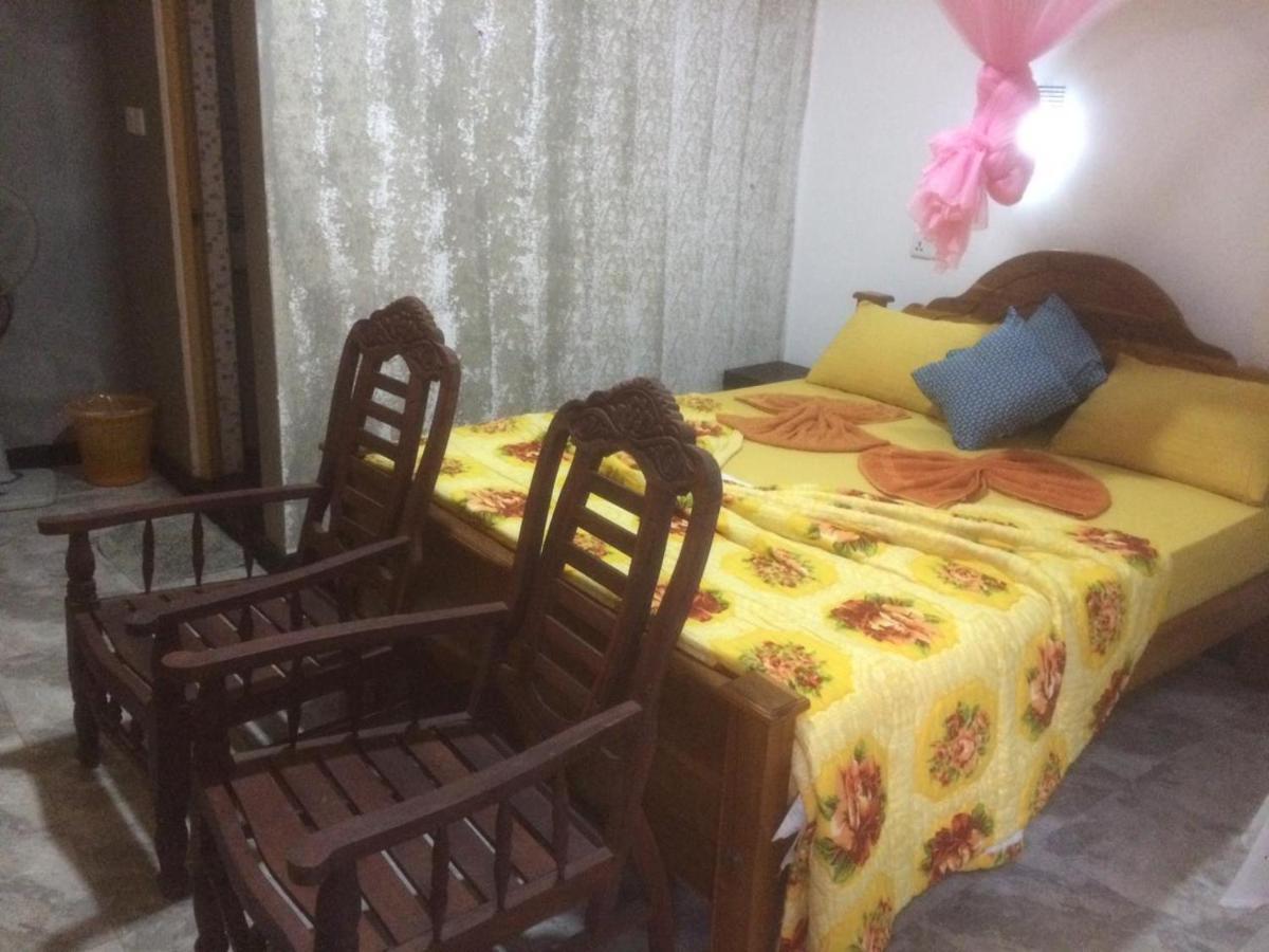 Nimsara Homestay Ella Extérieur photo