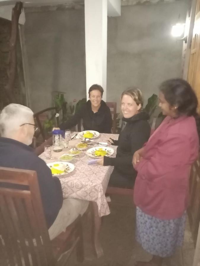 Nimsara Homestay Ella Extérieur photo