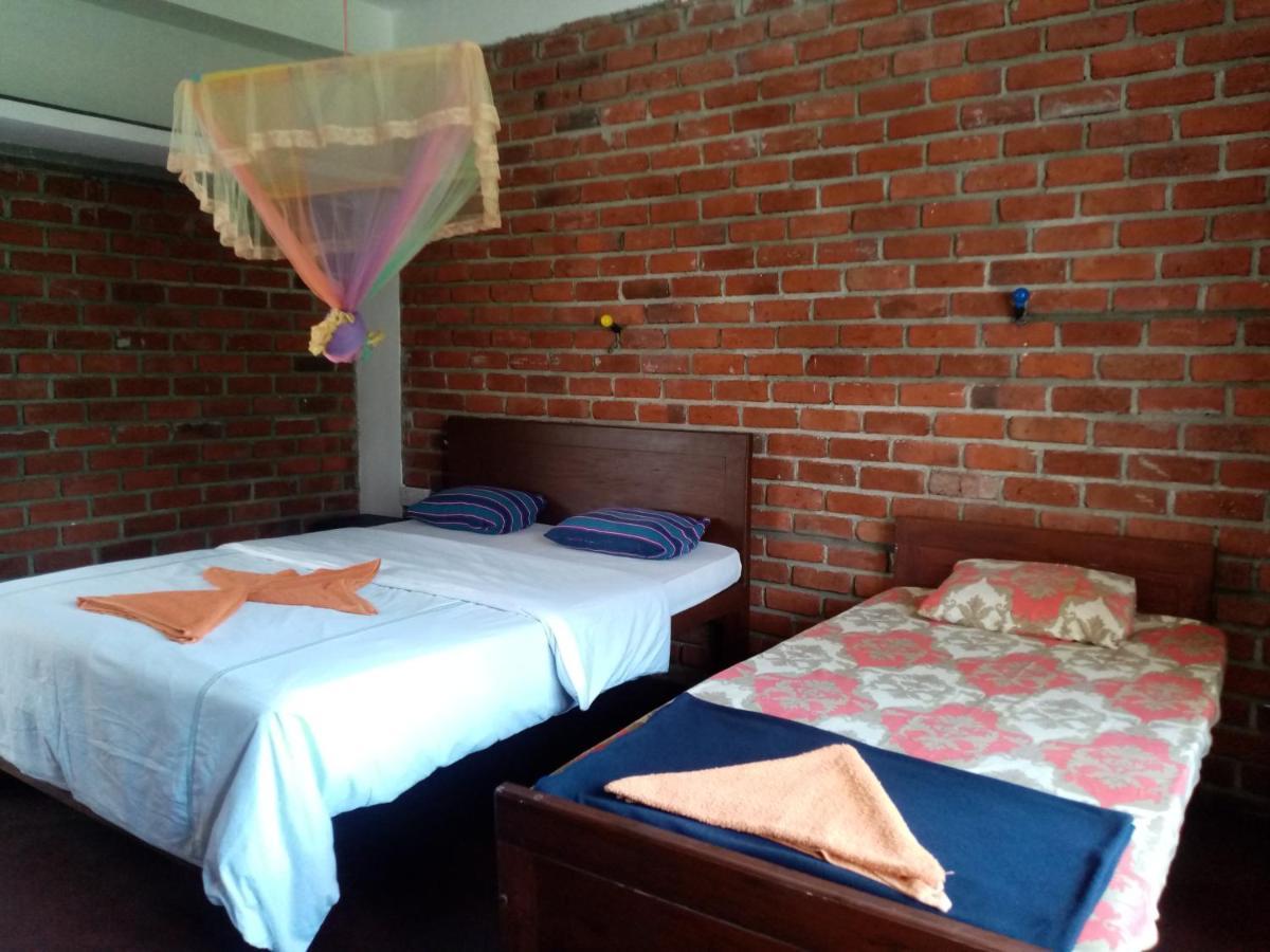 Nimsara Homestay Ella Extérieur photo